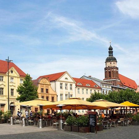 *Central_50M2_Kitchen_Washer_Netflix_Parking Chociebuż Zewnętrze zdjęcie